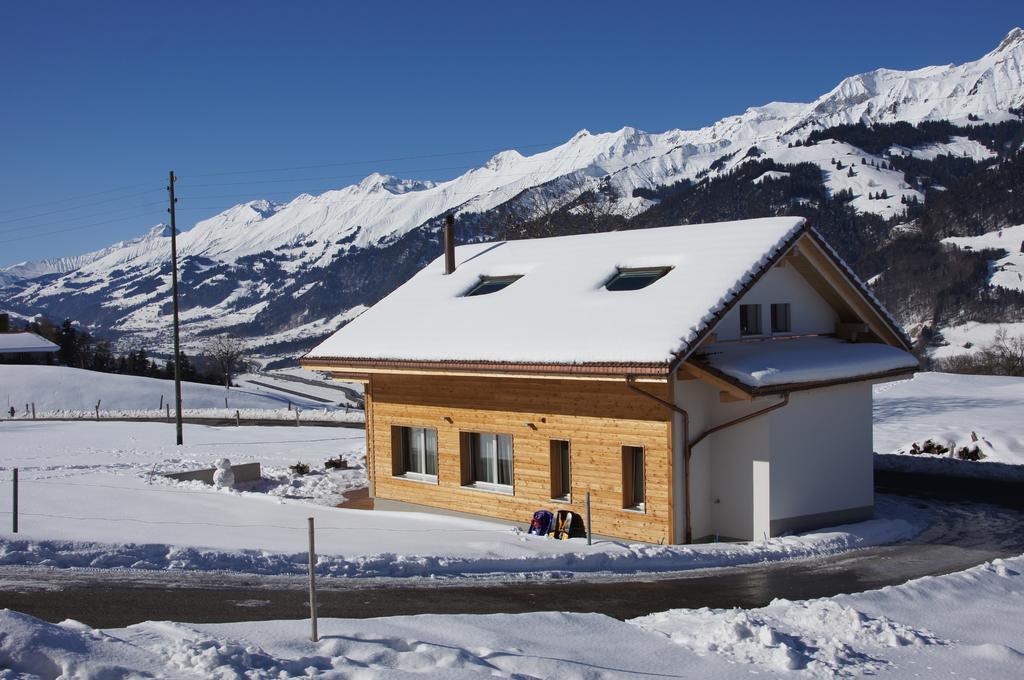 Gaestehaus Myhideaway Reichenbach im Kandertal Exterior foto