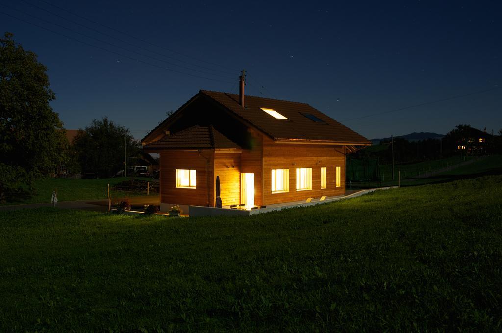 Gaestehaus Myhideaway Reichenbach im Kandertal Quarto foto
